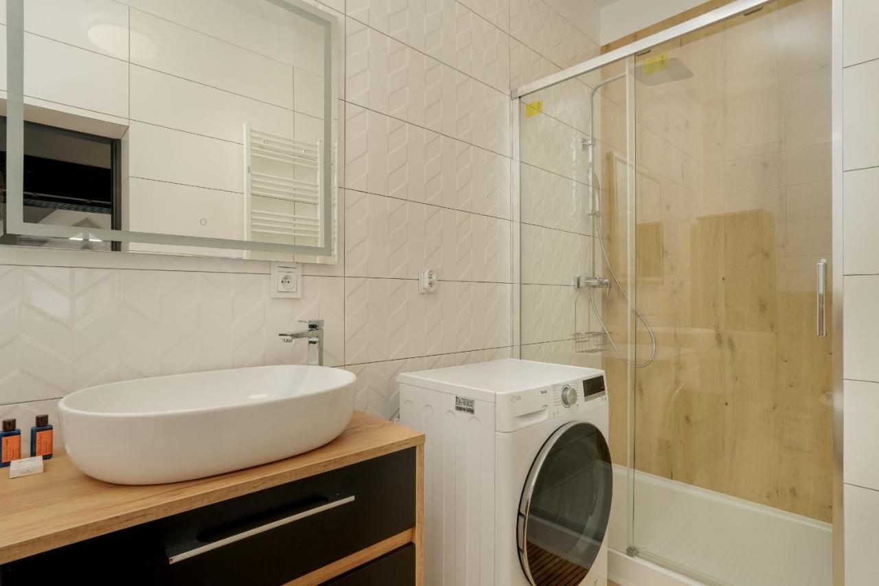 Komeda Apartment Hidden In Poznan Old Town By Noclegi Renters Eksteriør bilde